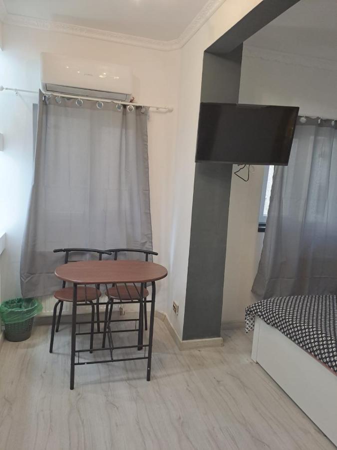 דירות בוקרשט Deluxe Studio Oldtown מראה חיצוני תמונה