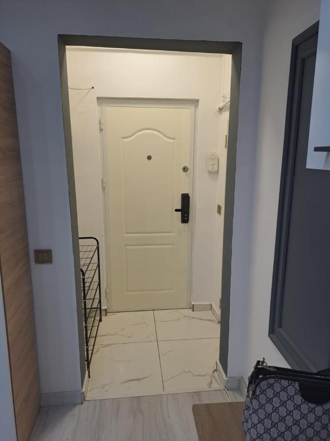 דירות בוקרשט Deluxe Studio Oldtown מראה חיצוני תמונה